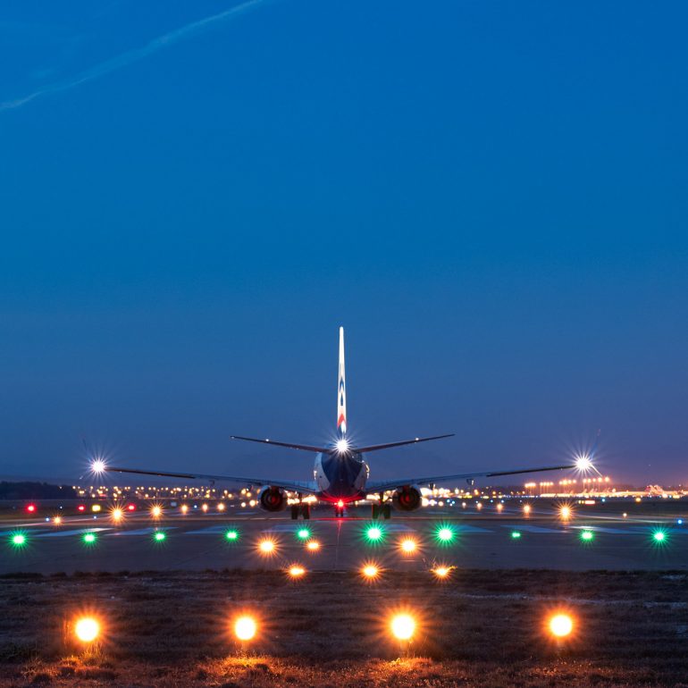 aircraft--runway-lights